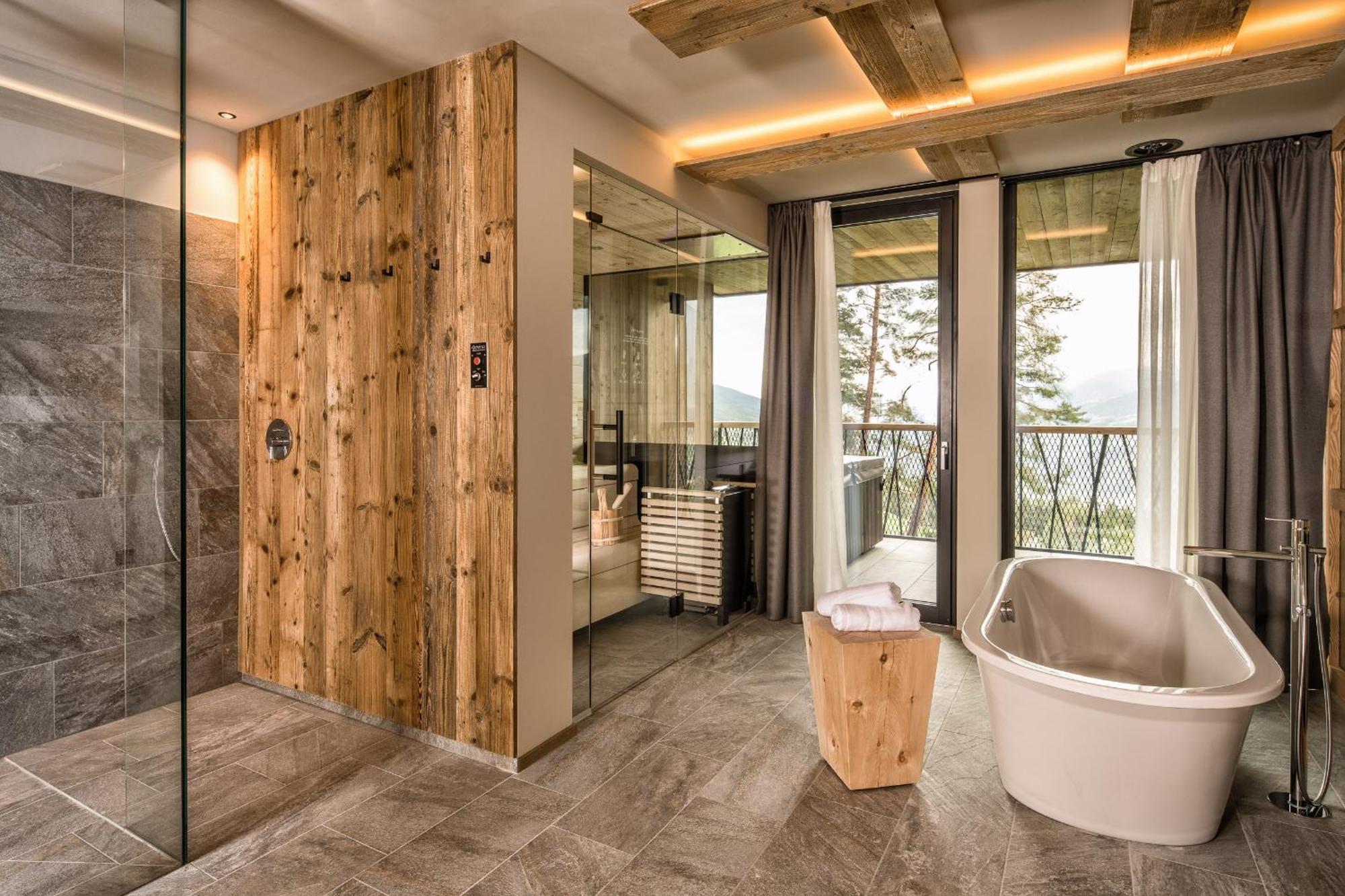 My Arbor - Dolomites Hotell Brixen Exteriör bild Bathroom